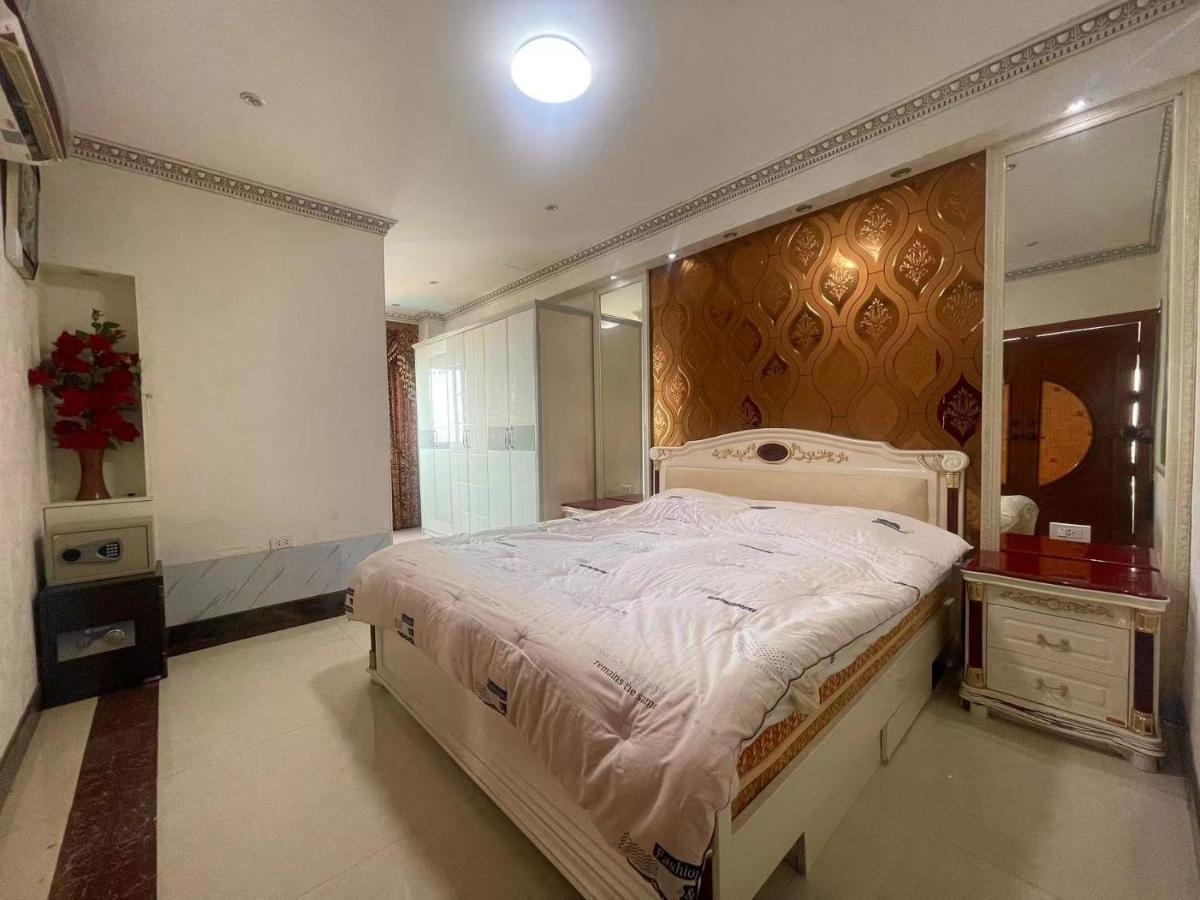 Beautiful Sea View Beach Front Condo Pattaya Ngoại thất bức ảnh