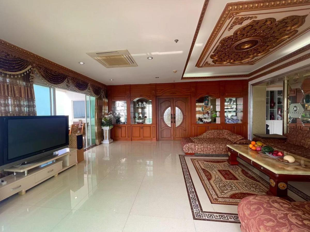 Beautiful Sea View Beach Front Condo Pattaya Ngoại thất bức ảnh